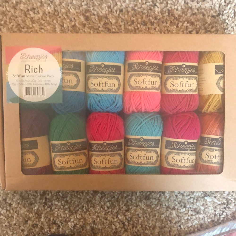 Yarn NIB scheepjes brand